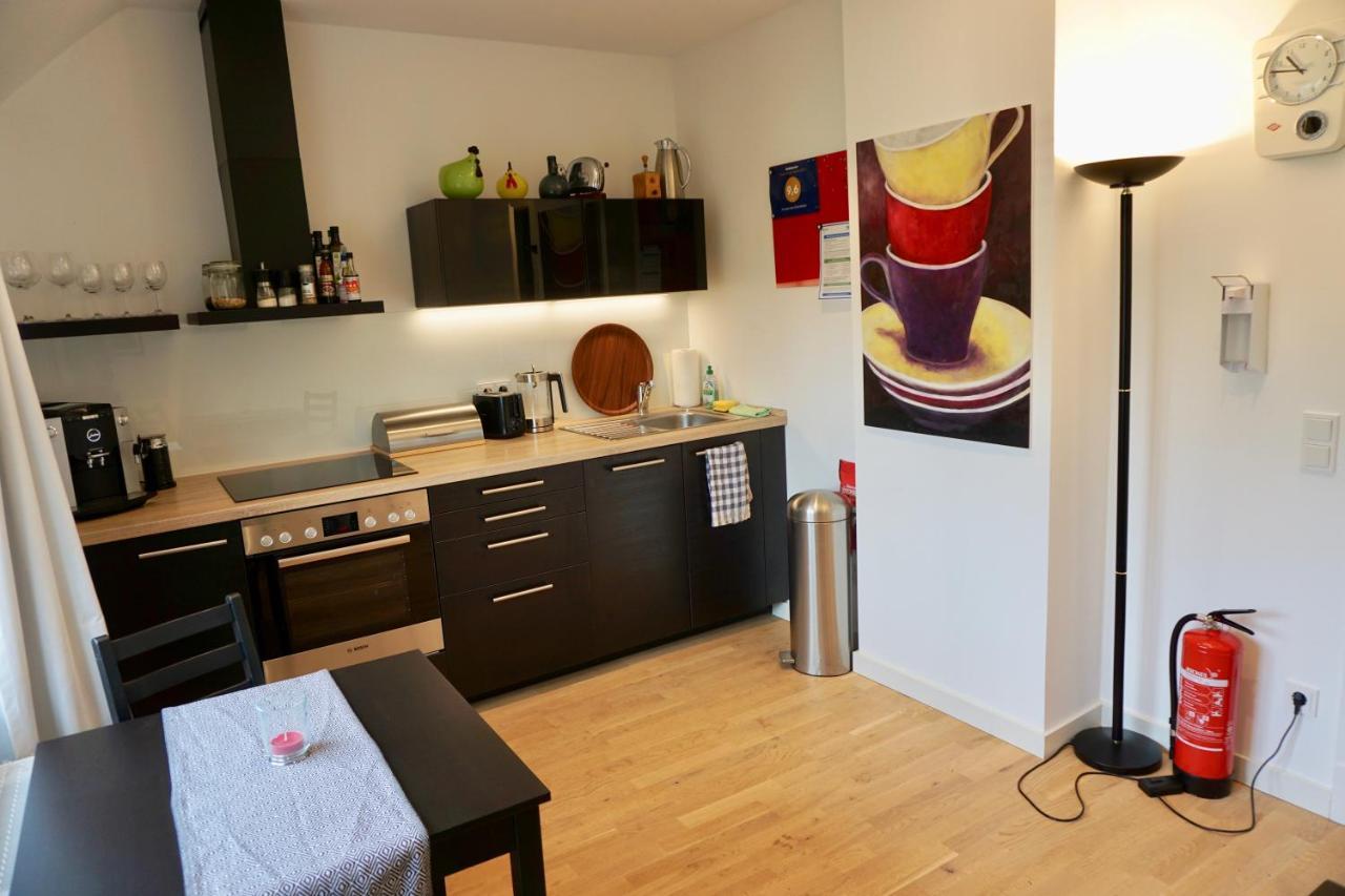 Privatzimmer Schoenfelder Dusseldorf Bagian luar foto